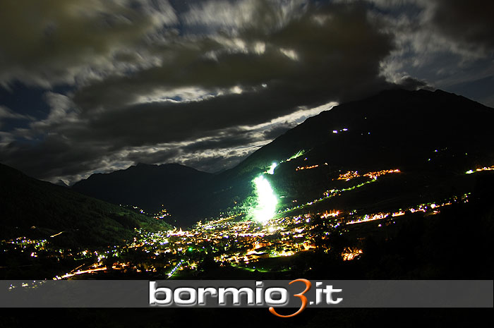 Bormio di notte e la Pista Stelvio
